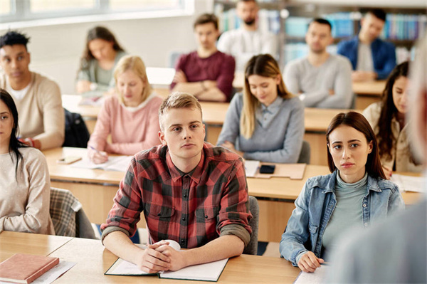 张家界没考上高中可以读的学校